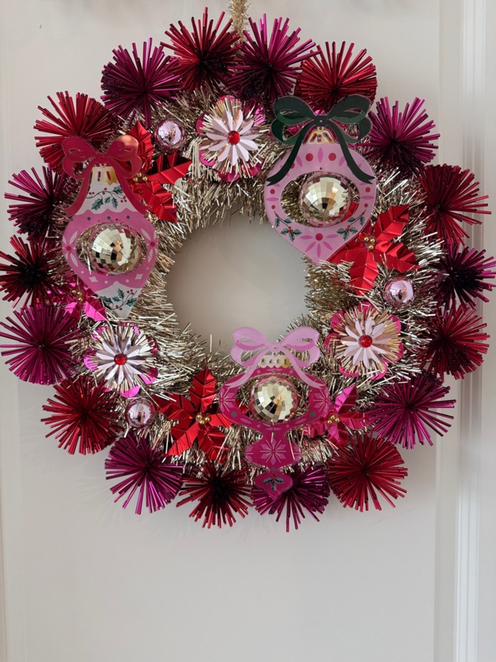 Retro Inspired Christmas Wreath